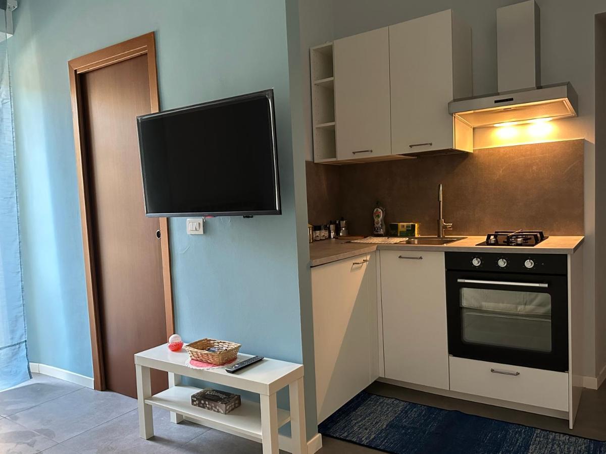 Casa Susanna - Delizioso Piano Terra, Centralissimo, Superservito, Tranquillo, Appena Fuori Ztl Parcheggio Libero 特尔尼 外观 照片